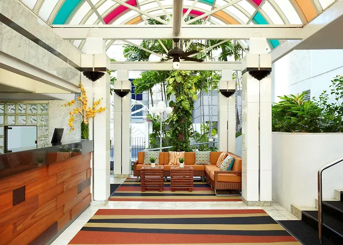 Oasis Hotel Waikiki